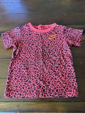 Nike Red and Black Leopard Print Short Sleeve Tee